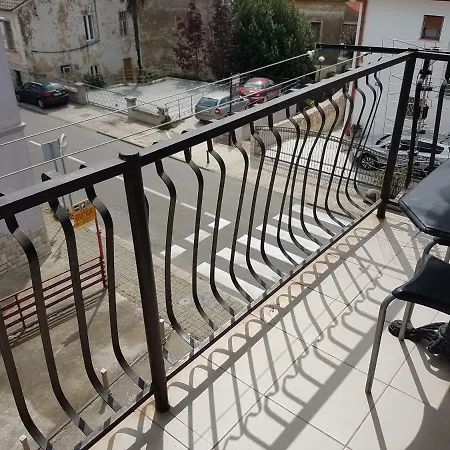 Tominac Apartment