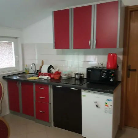 Tominac Apartment *