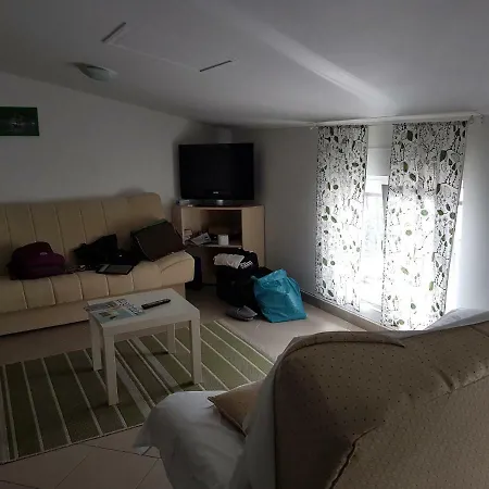 Tominac Apartment *